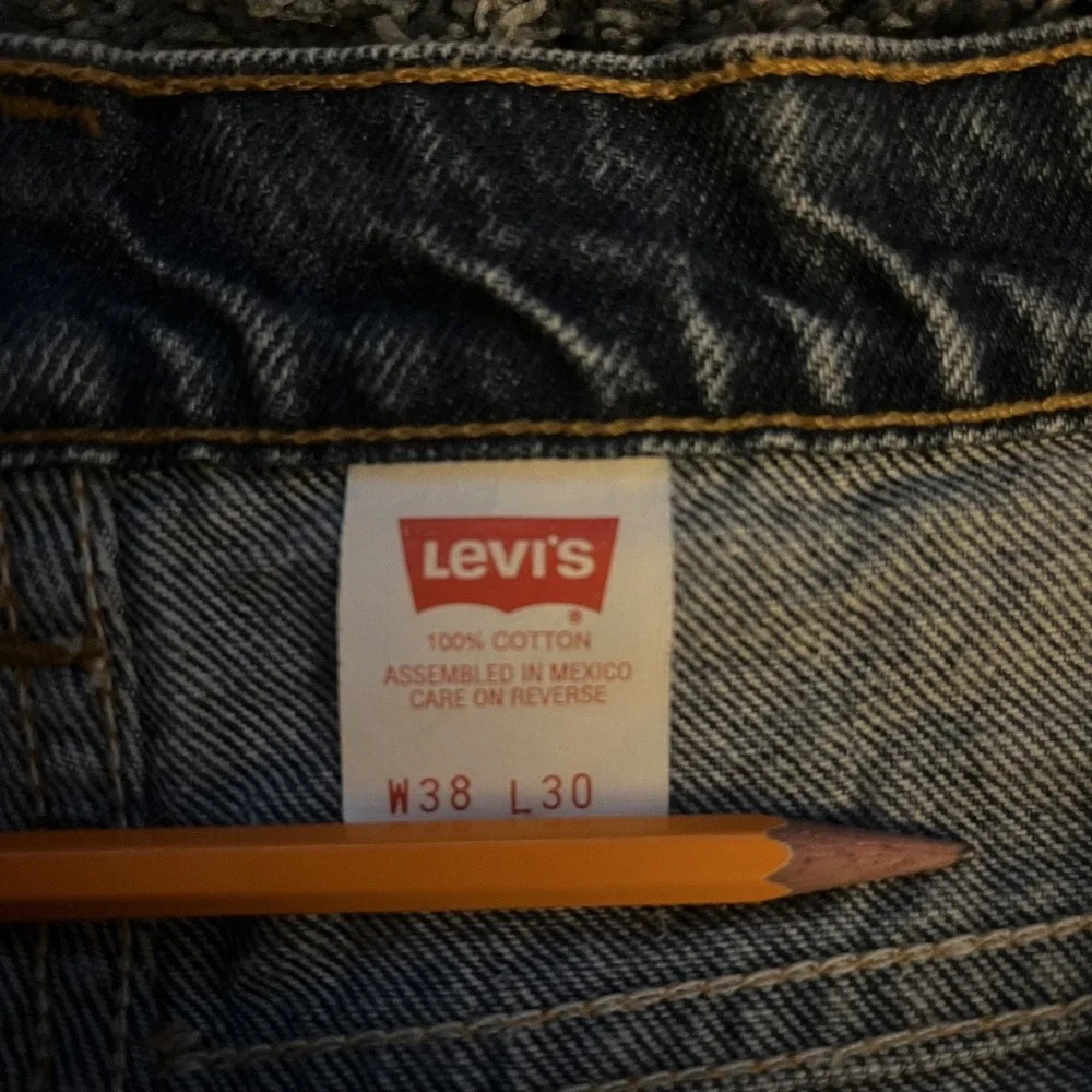 VTG Levi's 505 Jeans Mens 38x22 Capris Orange Tab 90s Workwear‎